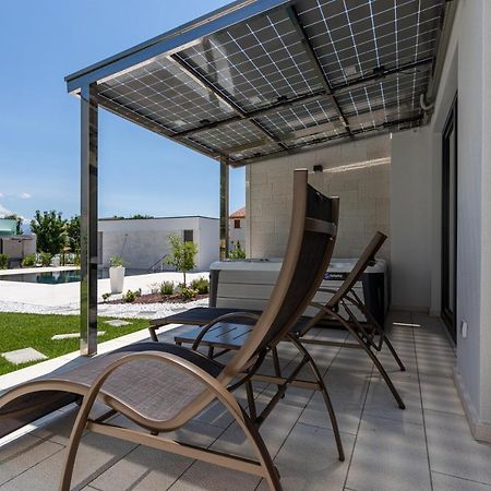 Hotel & Resort Isola Baška Εξωτερικό φωτογραφία