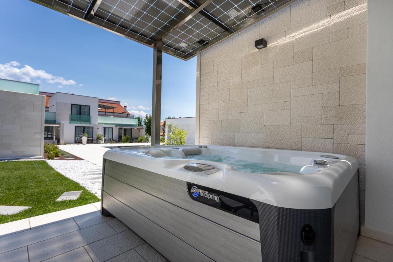 Hotel & Resort Isola Baška Εξωτερικό φωτογραφία