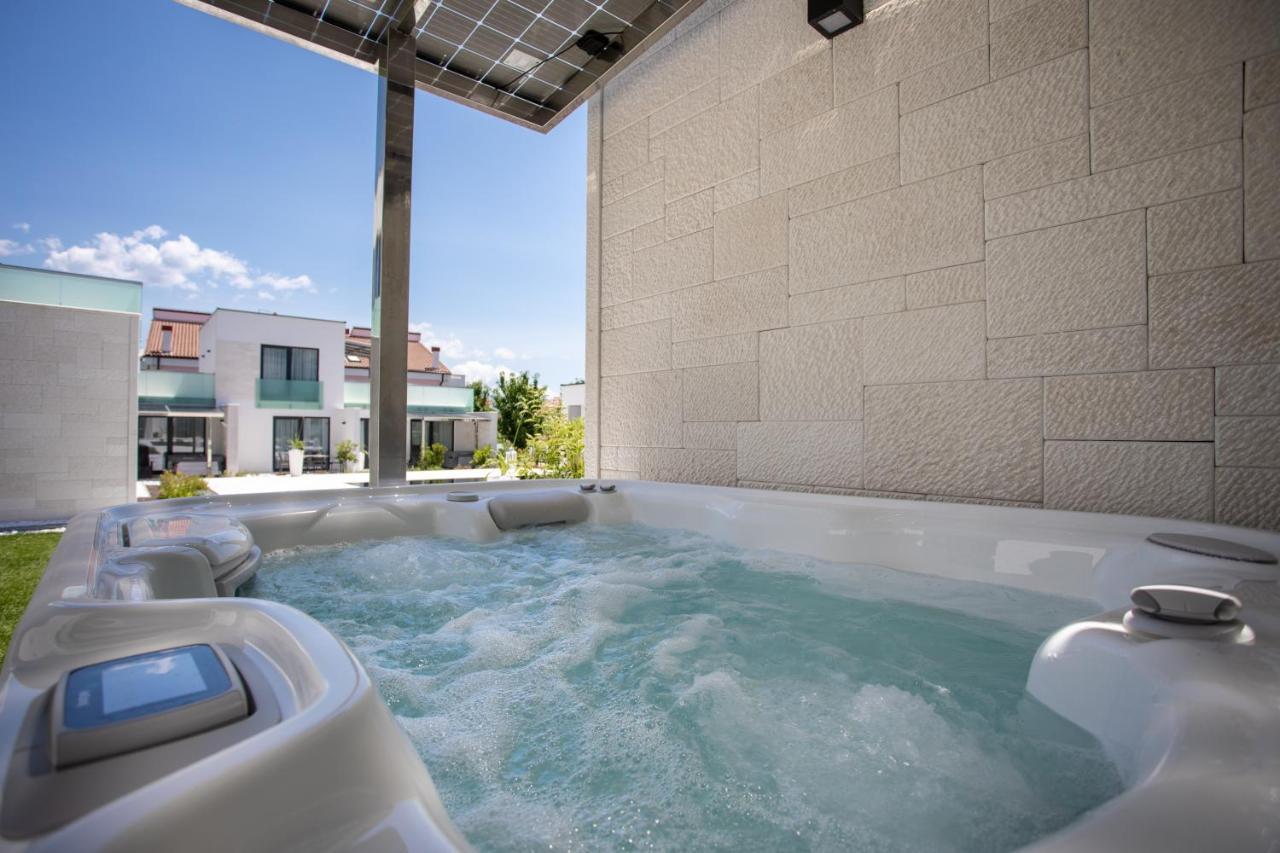 Hotel & Resort Isola Baška Εξωτερικό φωτογραφία